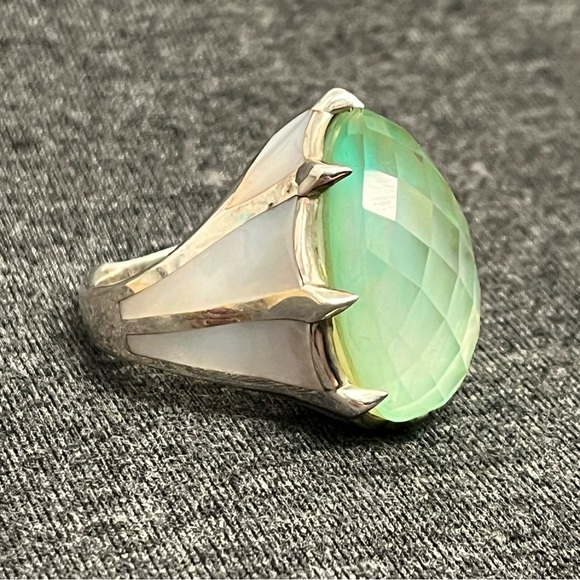 Stephen Webster
Quartz Triplet & Mother of Pearl Cocktail - Picture 9 of 12